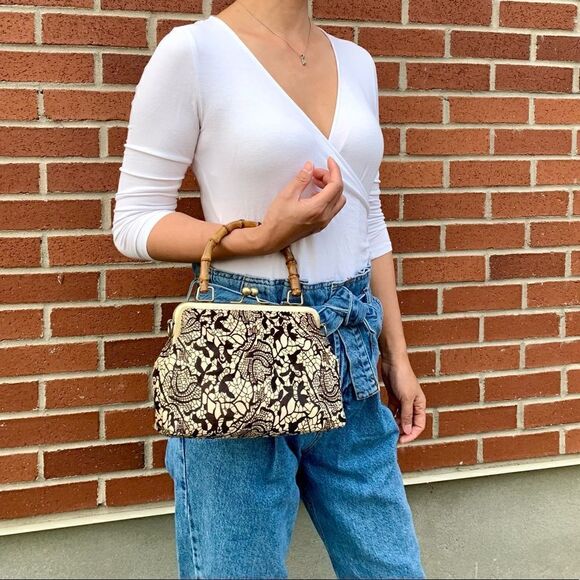 Chic Handmade Real hair-on-horsehide Black Lace Printed, Bamboo Handle Bag - Picture 6 of 16